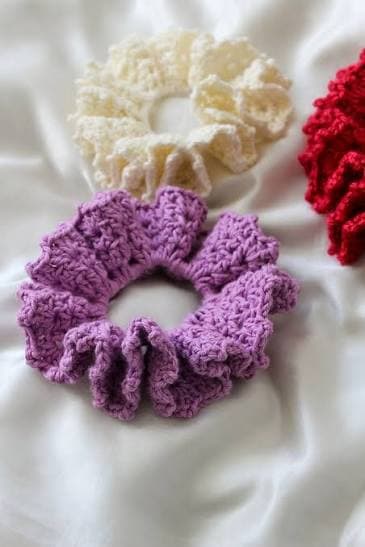 Crochet Scrunchies thumbnail 4