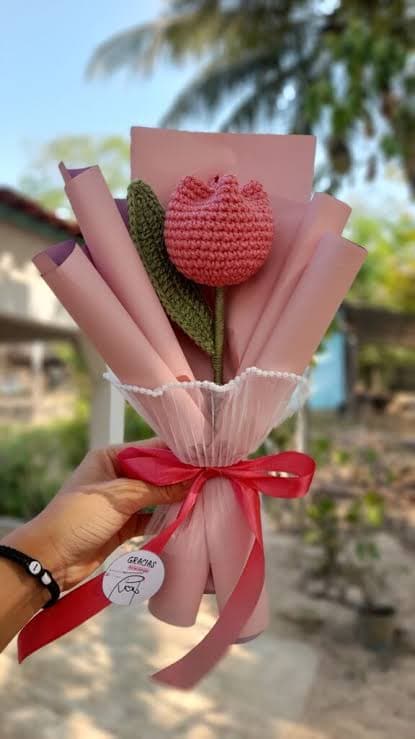 Crochet Flowers thumbnail 5